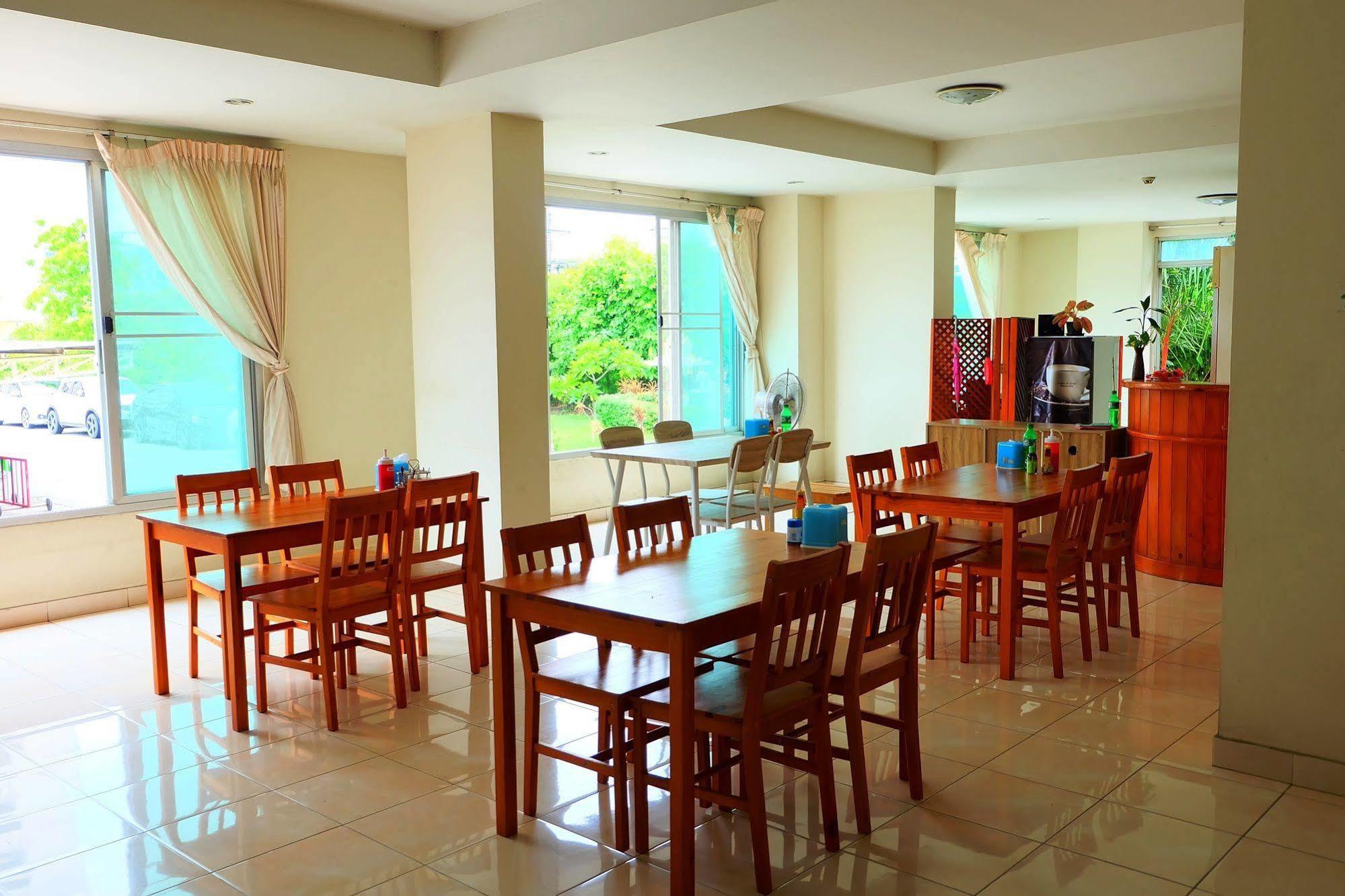 Larrivee Hotel Bang Bo Luaran gambar